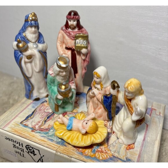 Vintage Bug House Nativity Figurines Taiwan Bone China Set Of 6 Original Box - Picture 3 of 9